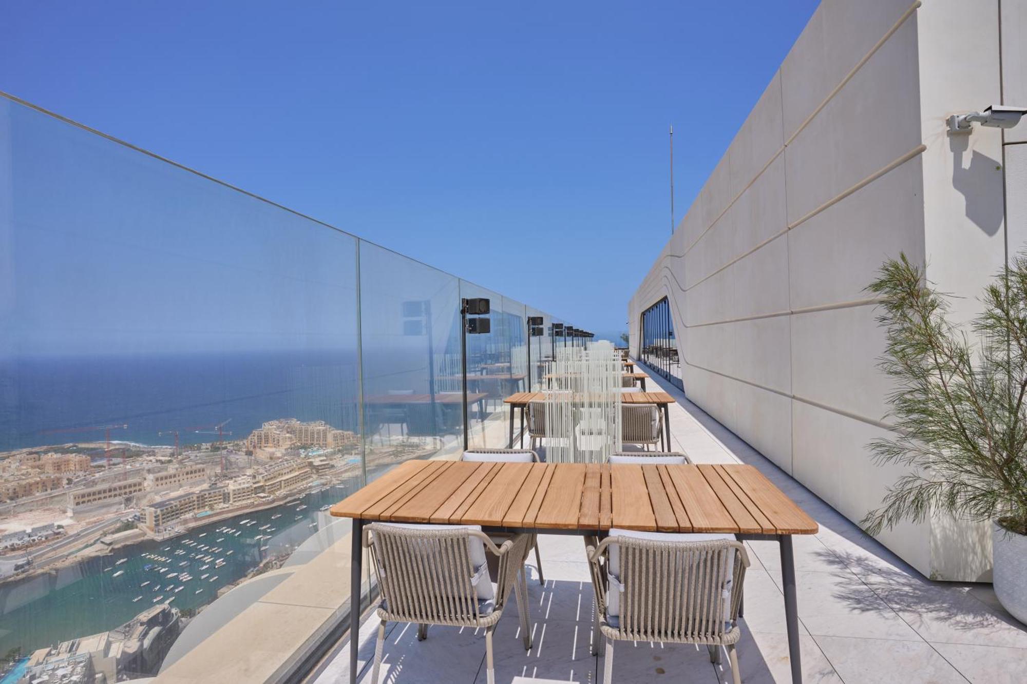 Mercury Tower With Stunning Seas Views Appartement