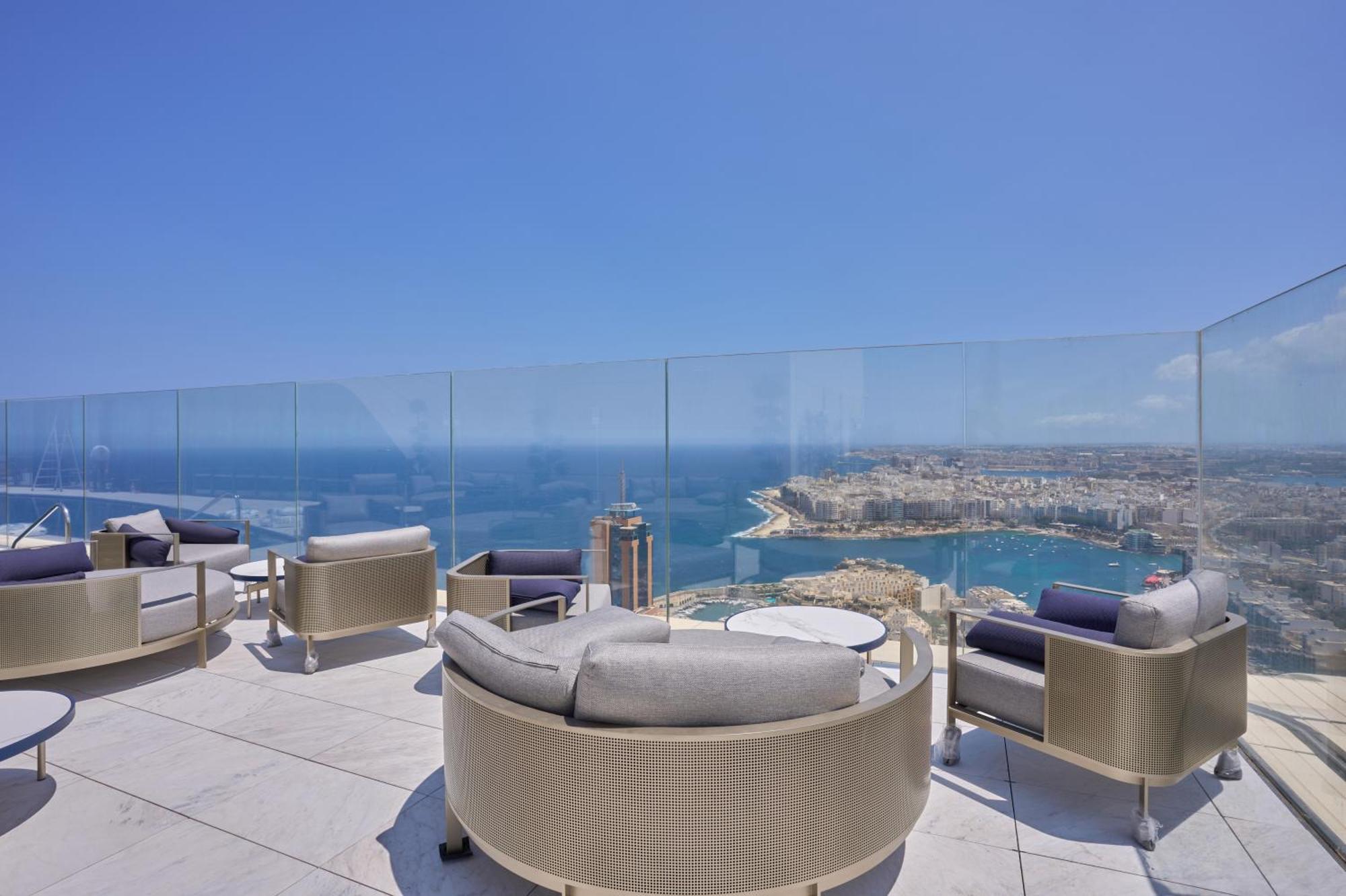 Mercury Tower With Stunning Seas Views * San Ġiljan